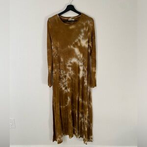 Natural Life Moss Green Tie Dye Maxi Dress!